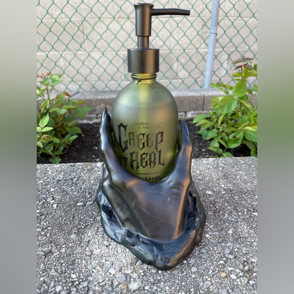 Green Matte Hand Soap with Vintage Design